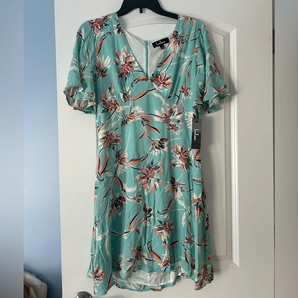 Lulu's Floral V-Neck Dress - NWT - Picture 1 of 3